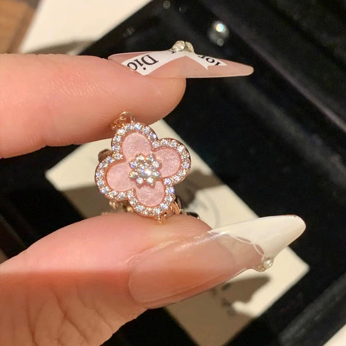 Sakura Cleef Bracelet